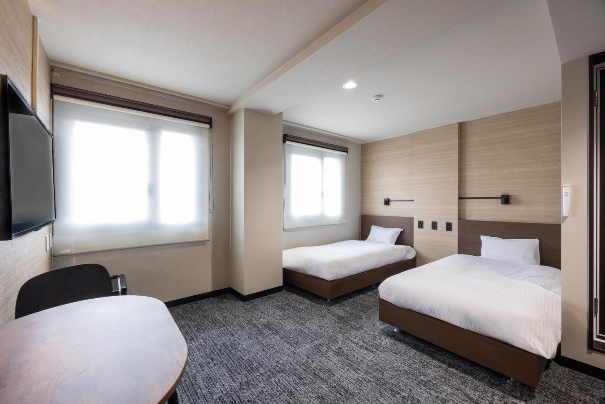 Fukuyama Royal Hotel Exterior photo