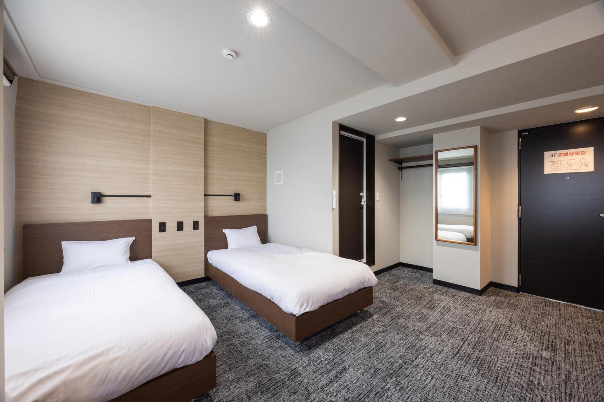 Fukuyama Royal Hotel Exterior photo